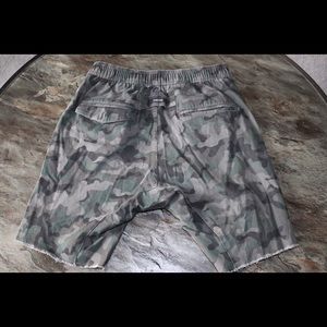 Zanerobe Sureshot Shorts Camo Sz 30